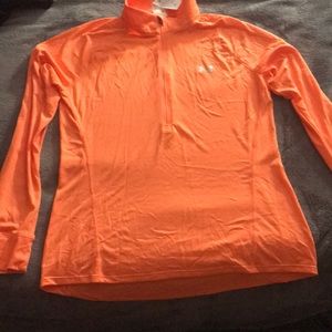 Underarmour long sleeve shirt